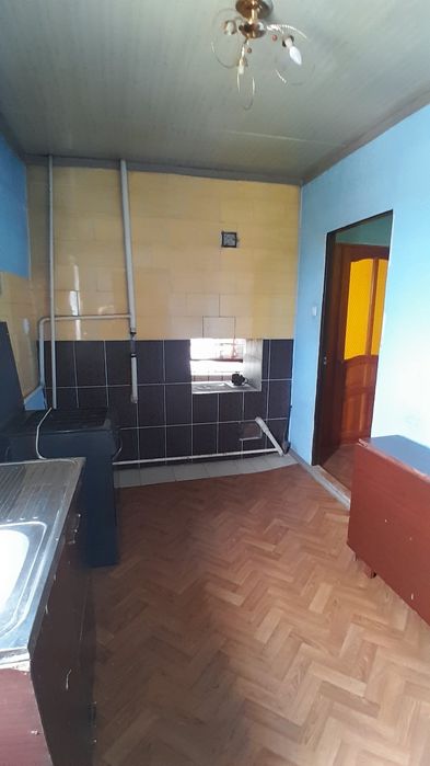 Продається двоповерховий будинок в м. Ананьїв