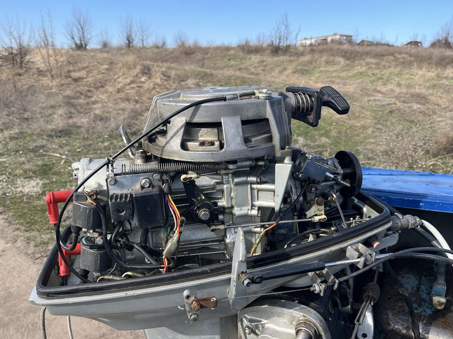 Лодочний мотор Suzuki DT40 2 тактний