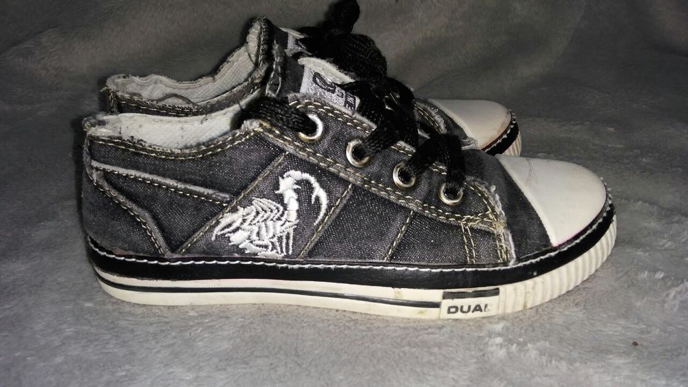 Стильные бетские Кеды