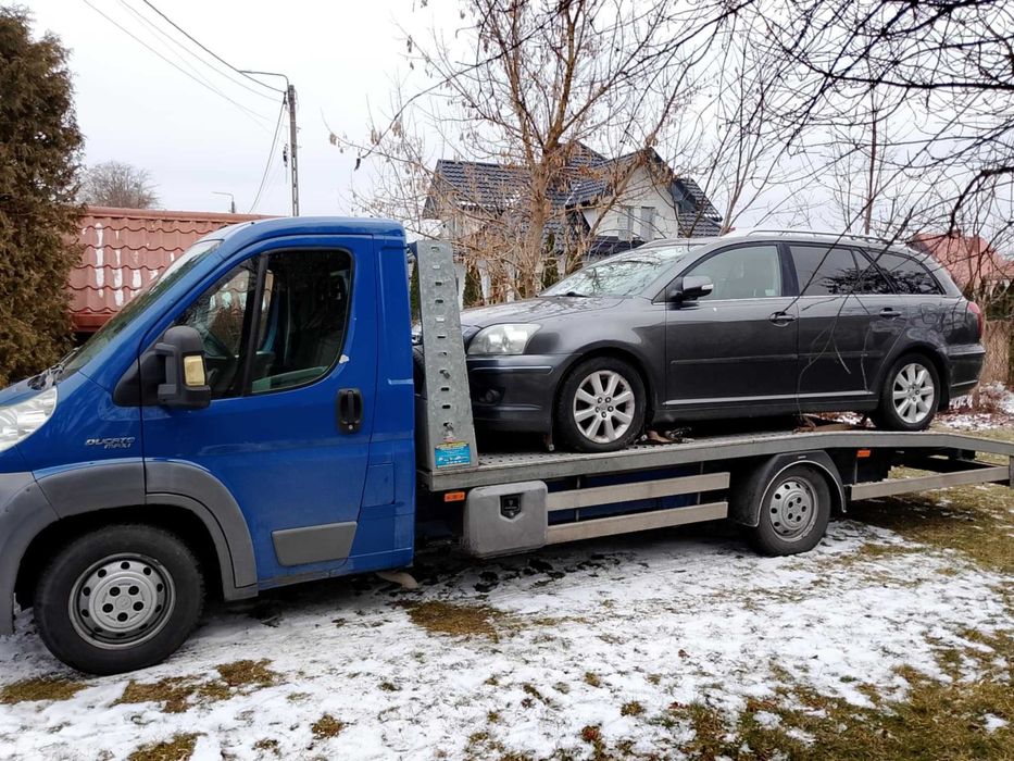 Auto LAWETA- WYNAJEM  AUT -Tanie Holowanie