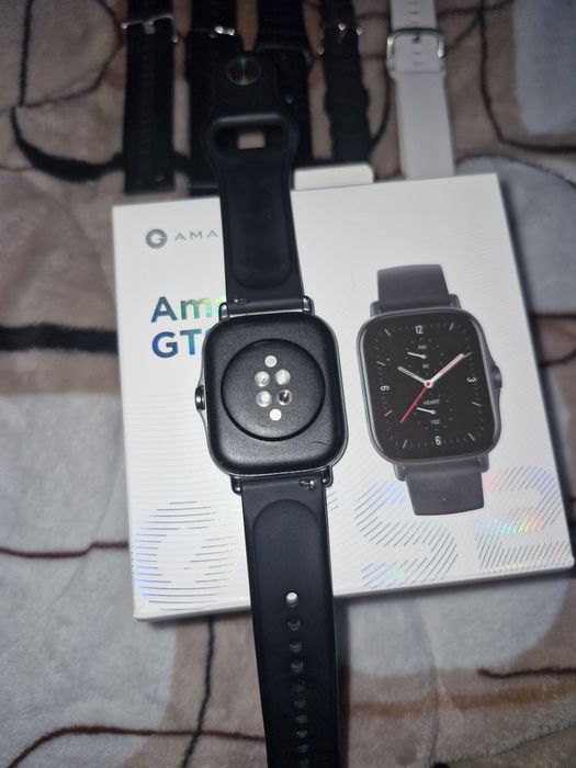 Продам смарт годинник Amazfit GTS 2e