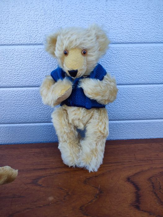 Stara kolekcjonerska maskotka -