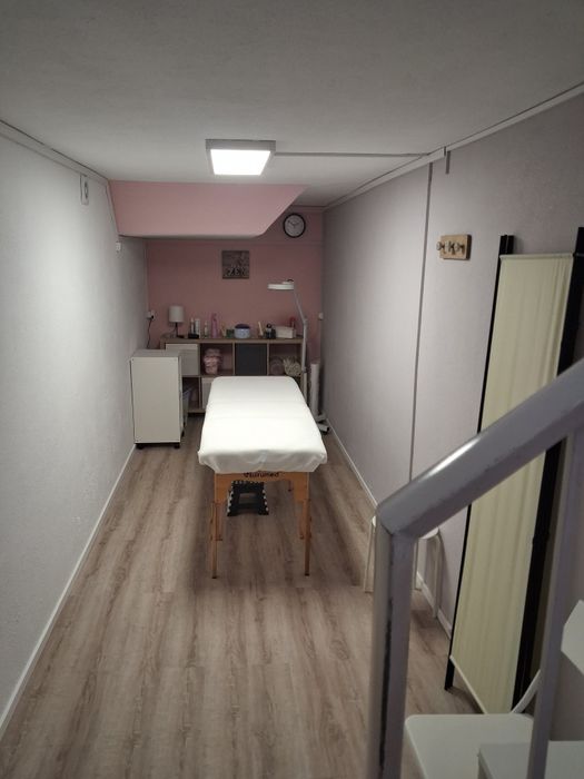 Alugo espaço de estética novo à estreia em Massamá