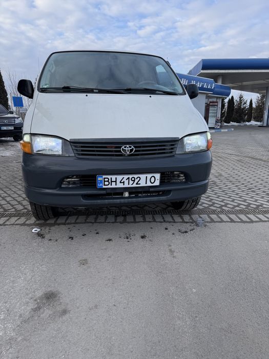 Продам Toyota Hiace