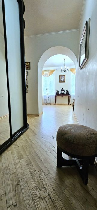 Продаж 3к.кв - " сталінки" по вул. Б.Хмельницького