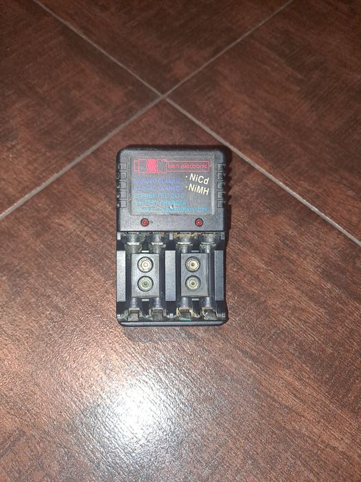 Ładowarka do akumulatorów