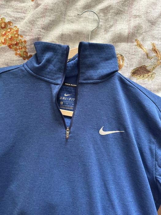 Кофта nike для бігу