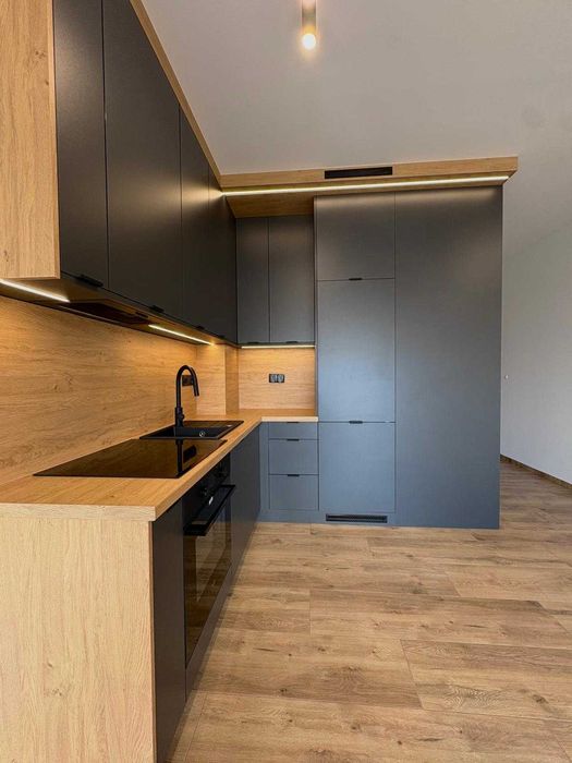 Wynajmę kawalerkę 30 m2, klimatyzacja, balkon REZERWACJA