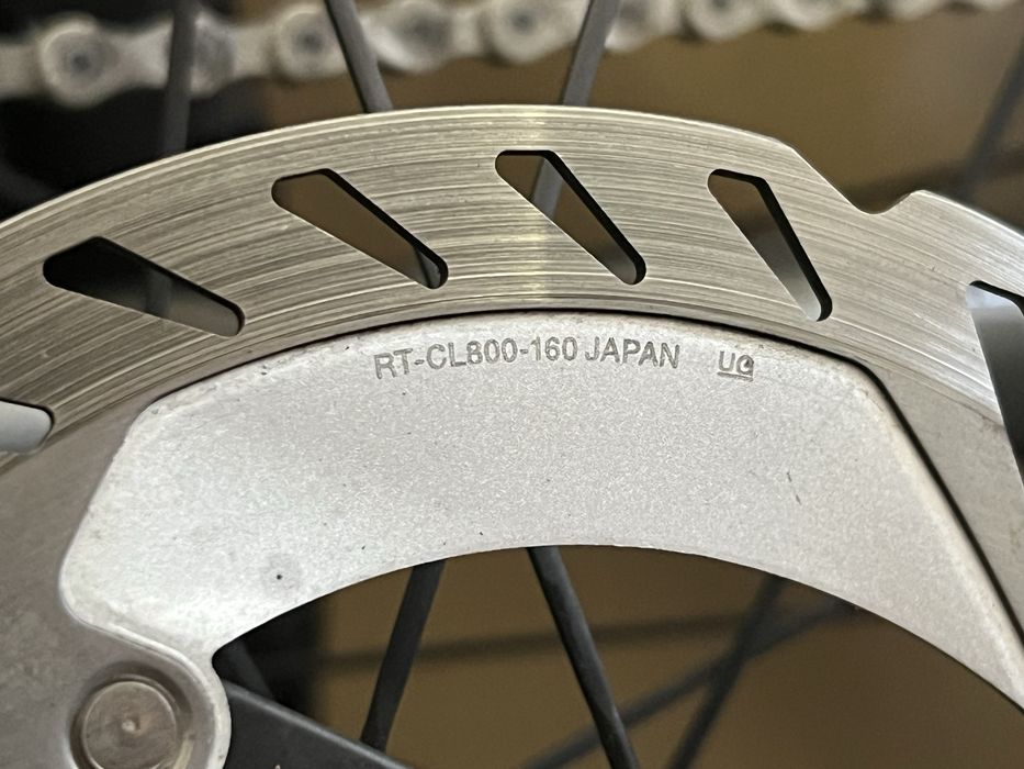 Zipp 303 Firecrest Carbon – koła szosowe + opony + tarcze