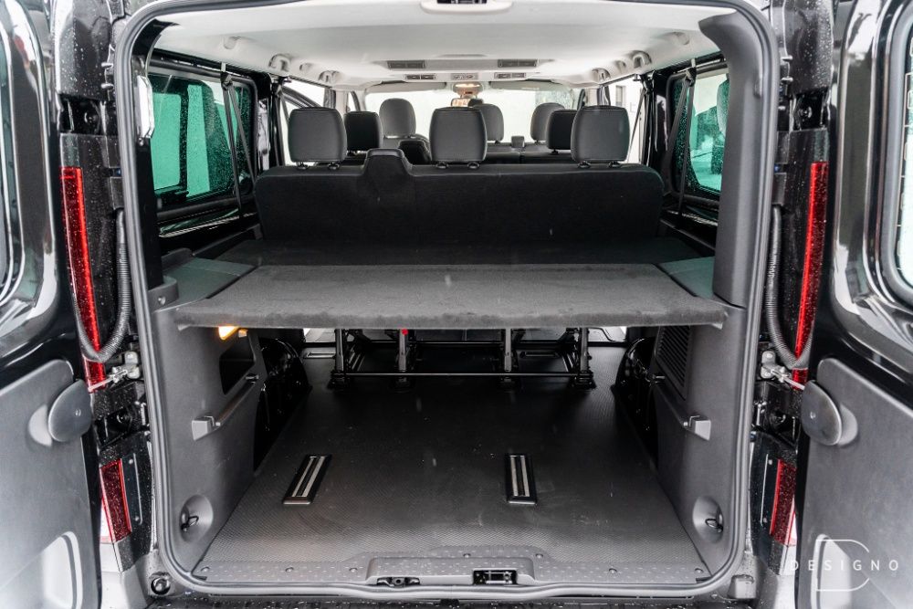 Wynajem busa 9 osobowego wypożyczalnia aut użytkowych TRAFIC