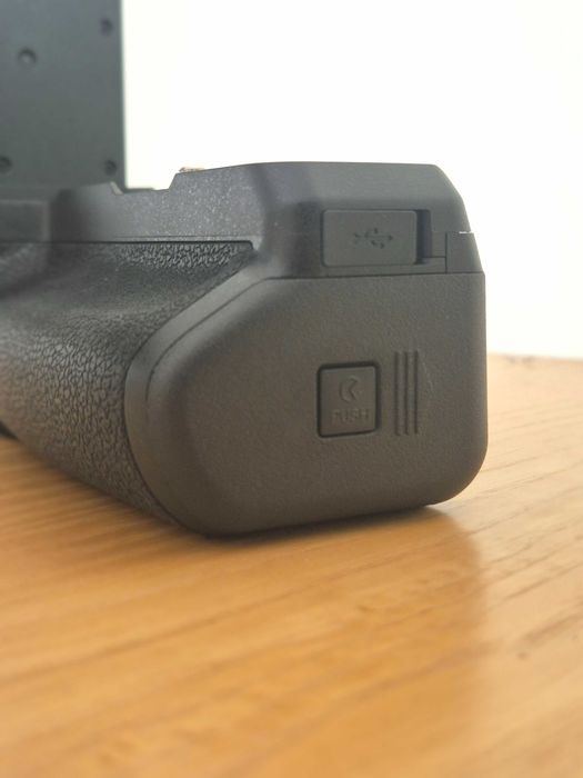 Newell MB-N11 Battery Grip para Nikon Z6II / Z7II novo com garantia