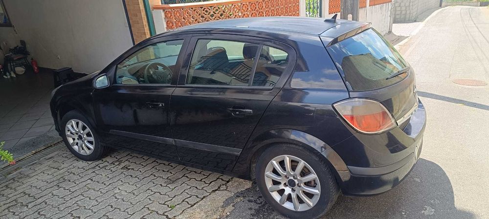 Opel astra 2004 negociavel