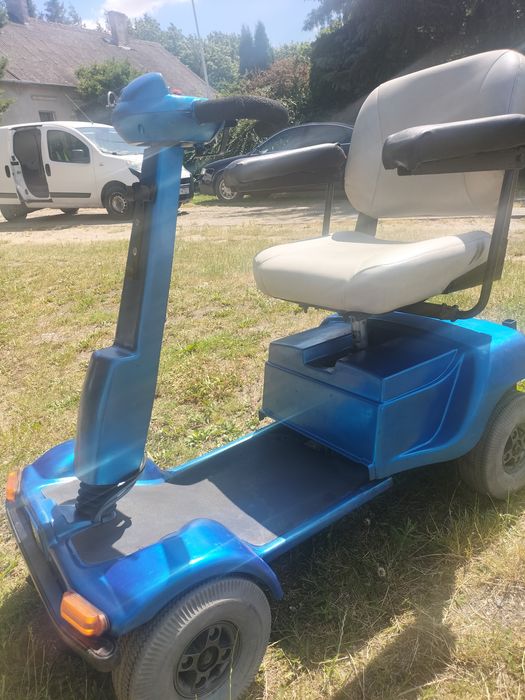 Wózek inwalidzki elektryczny skuter