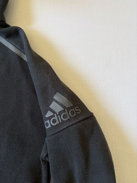 Damska rozpinana bluza z kapturem Adidas ZNE hoodie