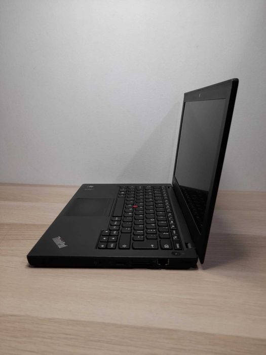 Lenovo x240 -- Intel Core i5 / 8Gb / SSD 128GB