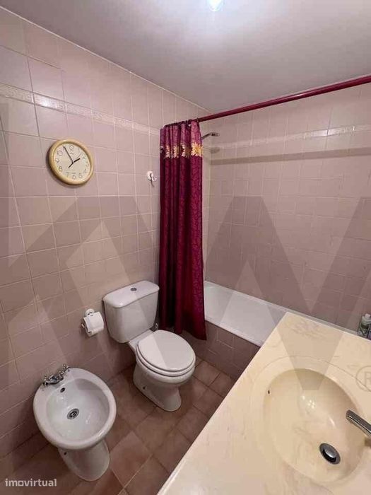 Apartamento T1 Mobilado e Equipado no Centro do Caniço