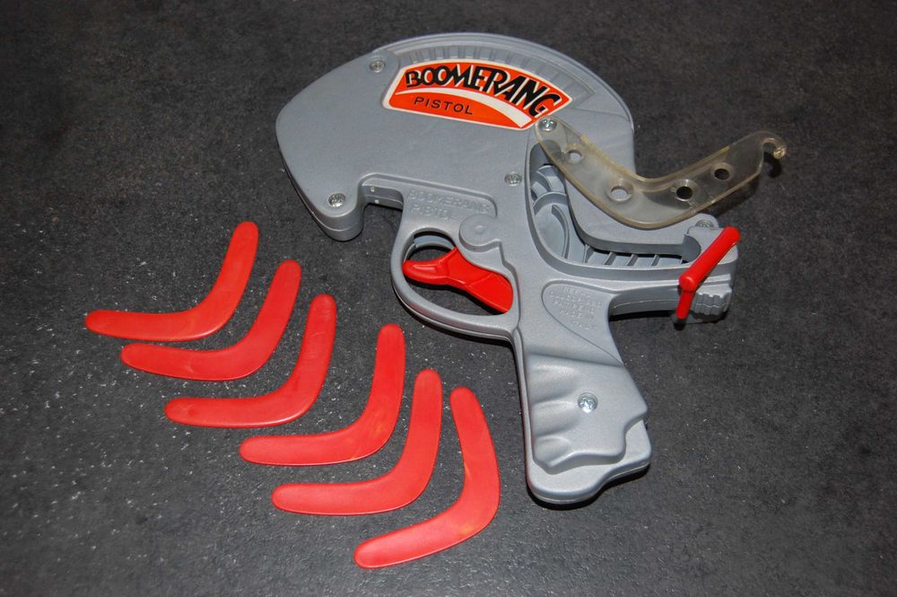 Wyrzutnia, pistol boomerang - 1980 r - gra