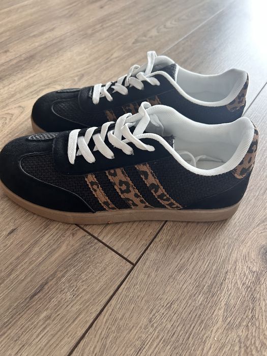 Buty adidasy z panterką r.38 nowe