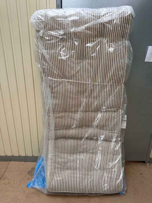 Cama Solteiro c/ 2 Gavetas + Colchão