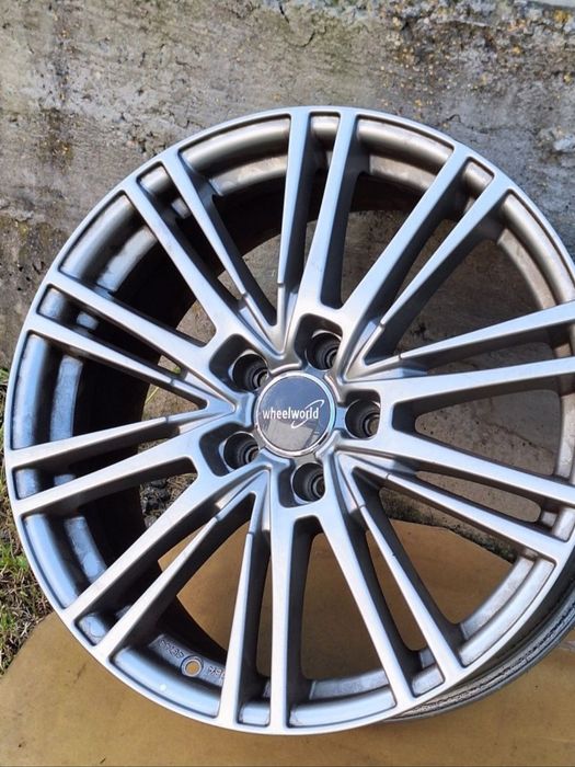 Чорні диски R18 Mercedes  GLE GLC E clas w212 w213 Vito V clas w447