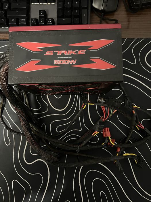 Продам блок живлення 500вт bronze 80. 2х6+2 на відеокарту 8пін на проц