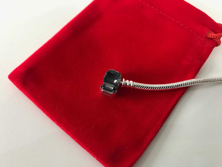 Pulseira Tradicional Pandora em Prata de Lei S925 Nova