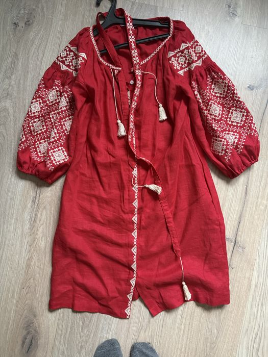 Вишита сукня, розмір S