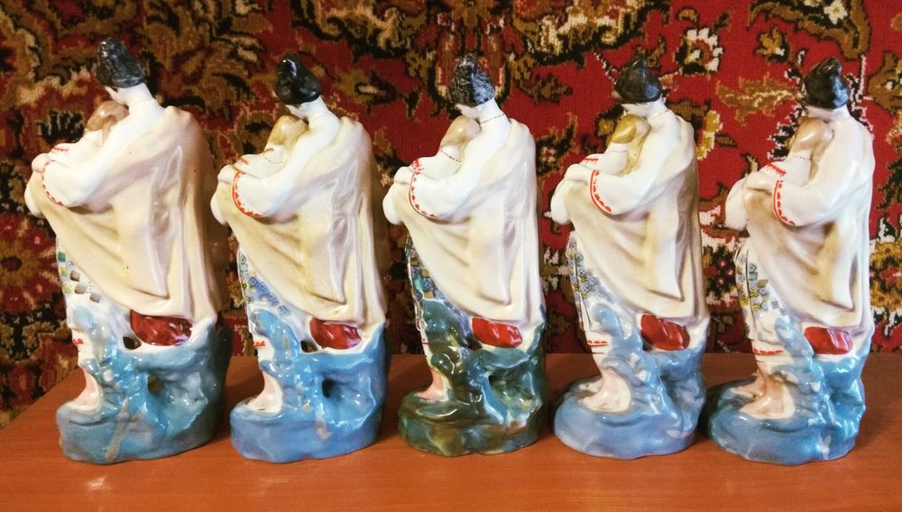 Фарфорові статуетки