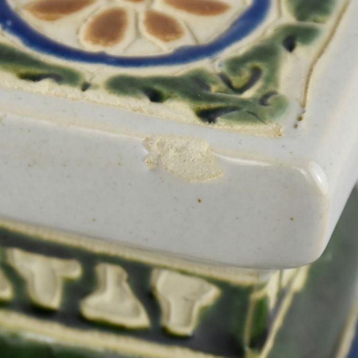 Par de Elefantes em porcelana da China, pintados à mão