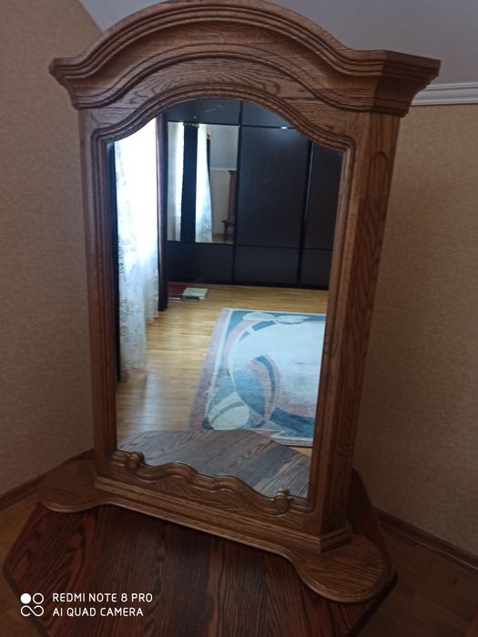 Дзеркало дубове обрамлення