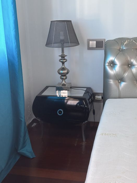 Quarto lacado preto alto brilho