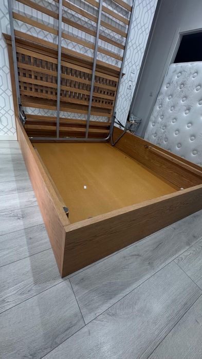 Cama de casal 150/195