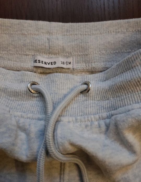 Spodnie dresowe dziewczęce Reserved