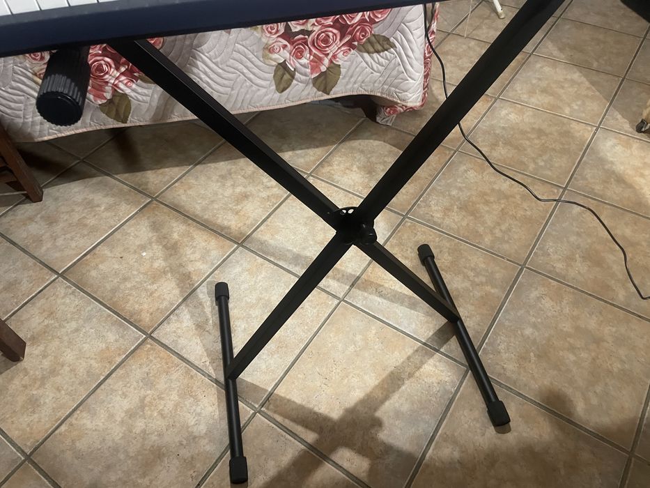 Roland GO:KEYS 3 + Suporte para teclado