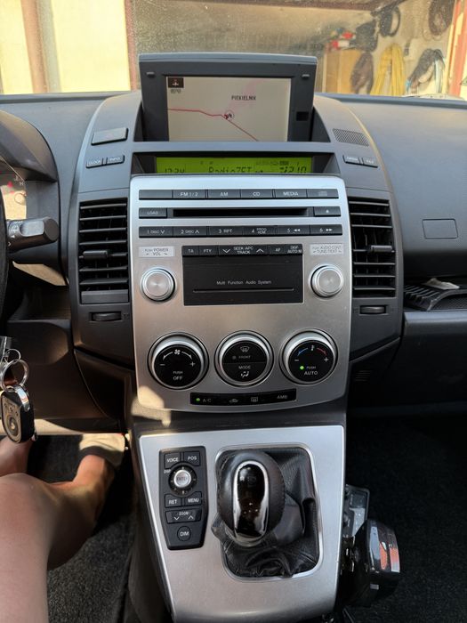 Auto mazda 5 w dobrym stanie