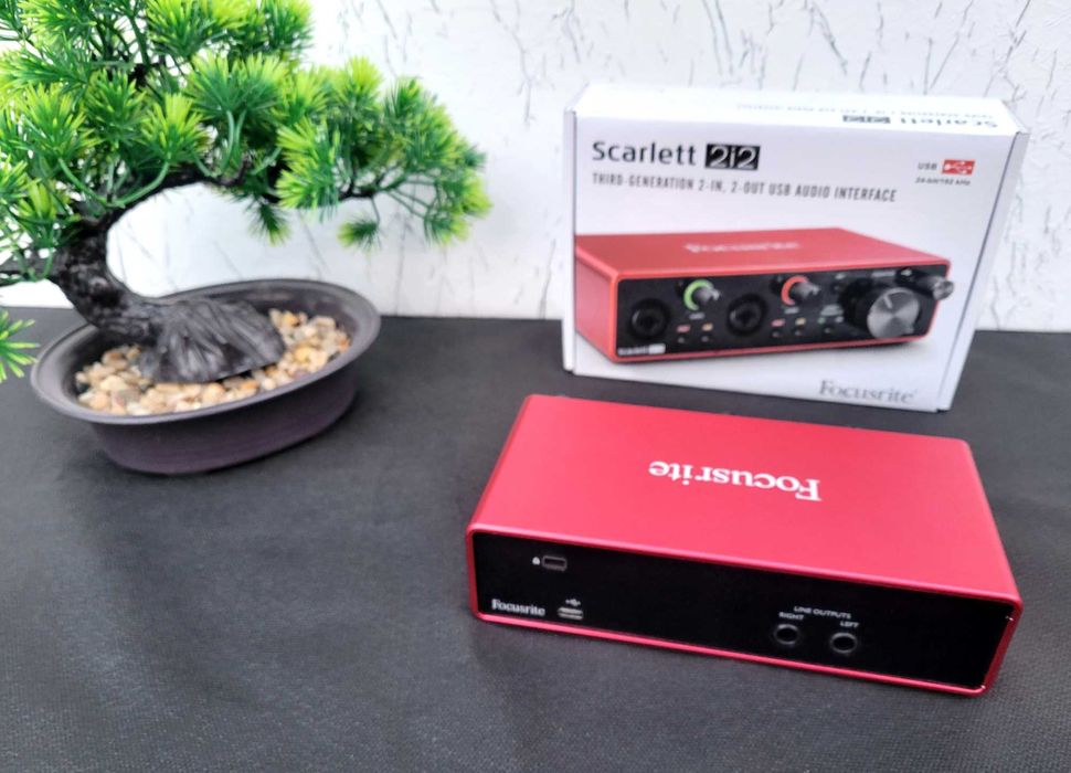 Звукова карта Focusrite Scarlett 2i2 3rd Gen (USB аудіоінтерфейс)