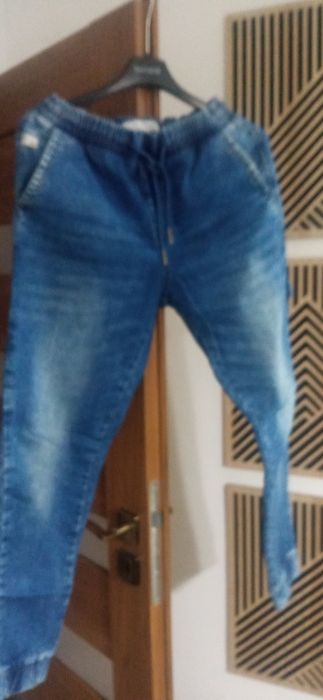 Spodnie joggery House rozm. 28/32