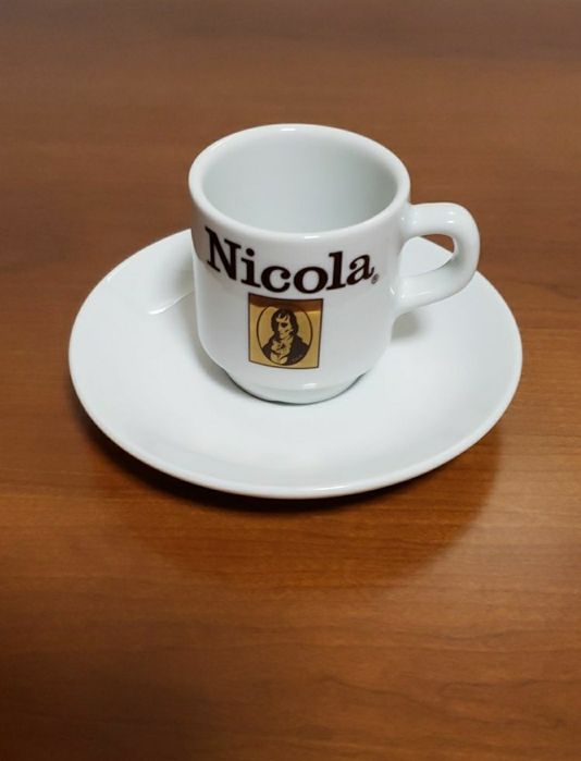 4 antique cups.443511992642457602
