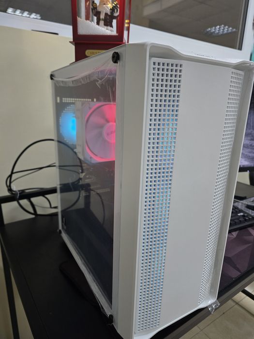 Ігровий системник AMD Ryzen 7 8700f 16gb ddr5  RTX 5060 8gb ssd 500