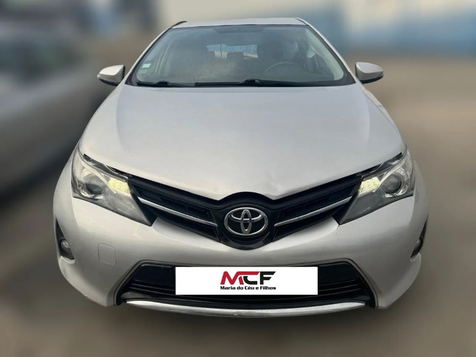 Toyota Auris 1.4 D-4D para peças