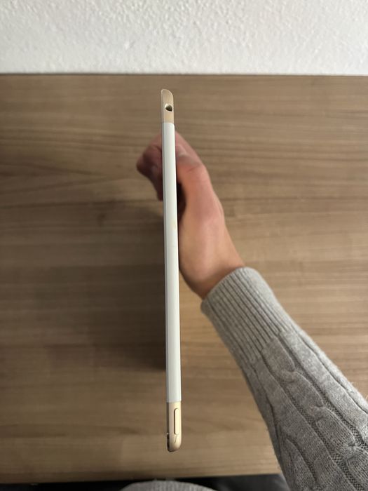 iPad Air 2 16GB Dourado