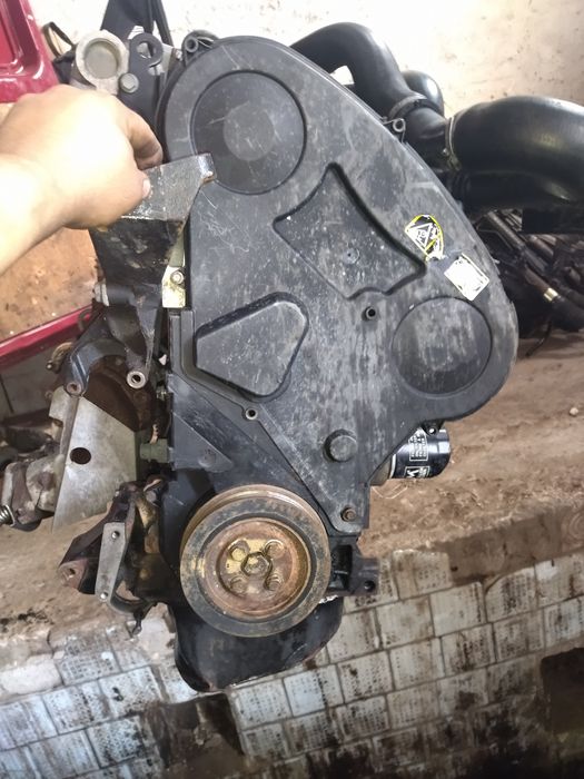 Двигатель Пежо Боксер 2.5 тд