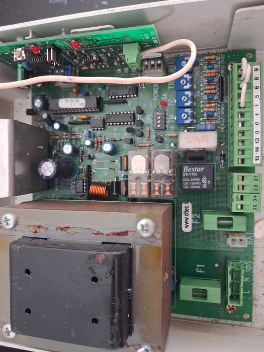 Placa de portão eletrico ditec