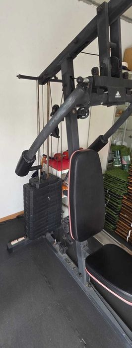 Maquina musculação