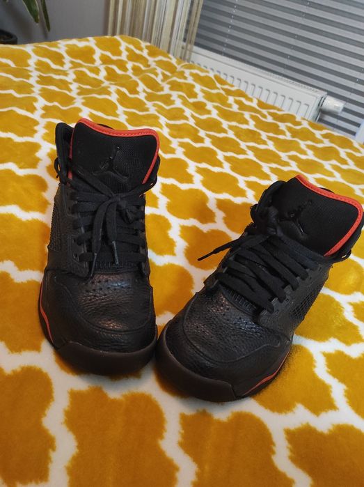 Nike Jordan Mars 270