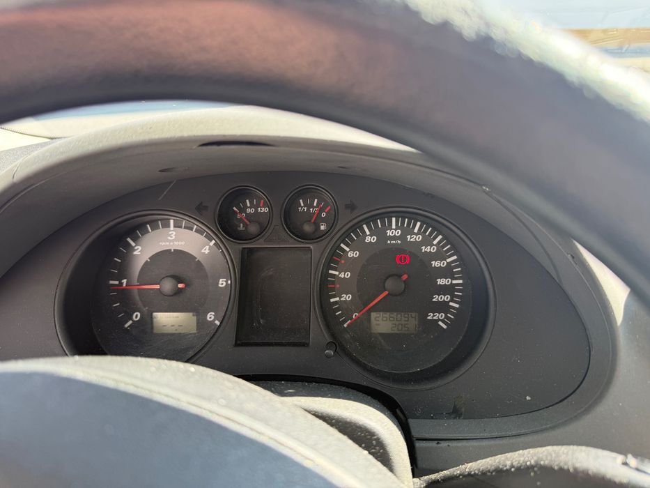 Vendo seat Ibiza gasóleo - 2002