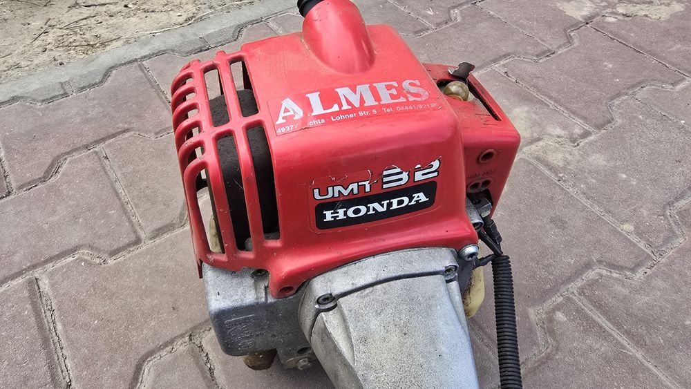 Kosa spalinowa honda