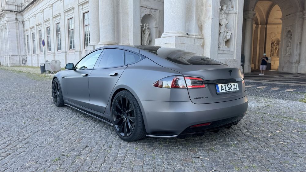 Tesla model S 100d long range