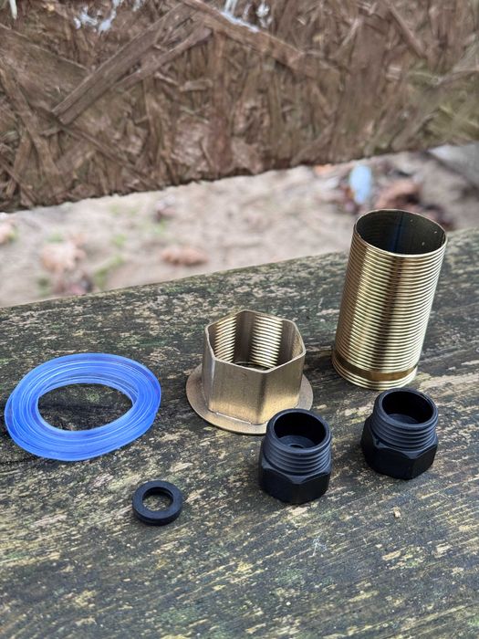 Nowa złota bateria kran do kuchni + cały pakiet montażowy GRATIS !!