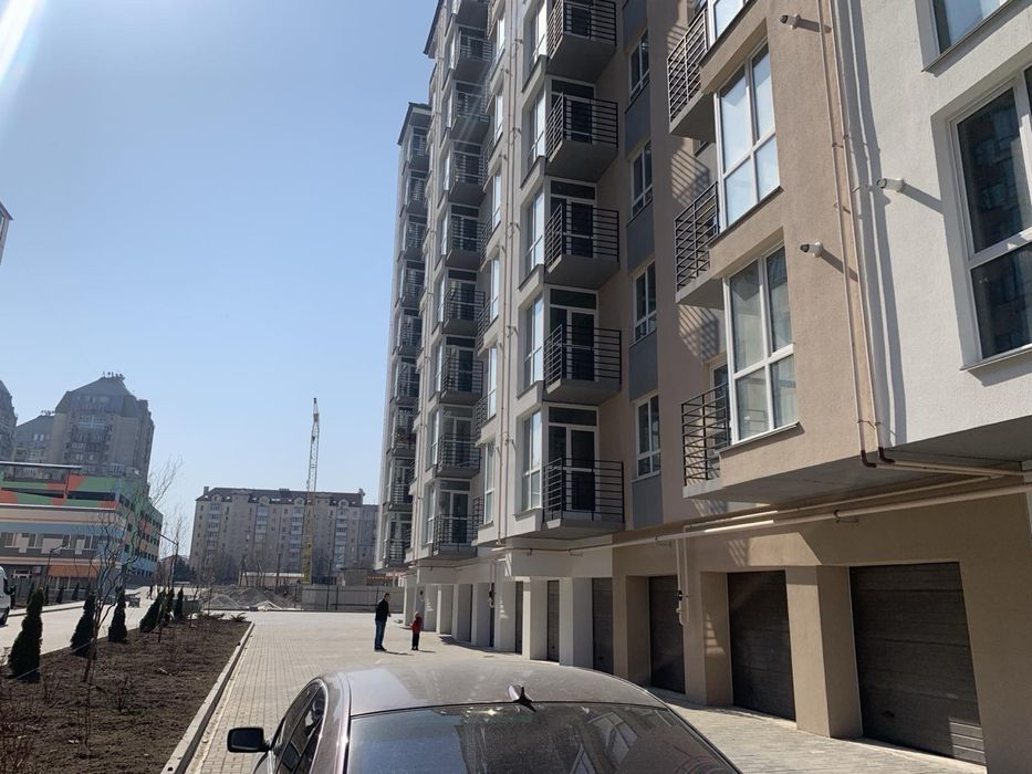 Гараж в жилом комплексе Дніпровська брама 2